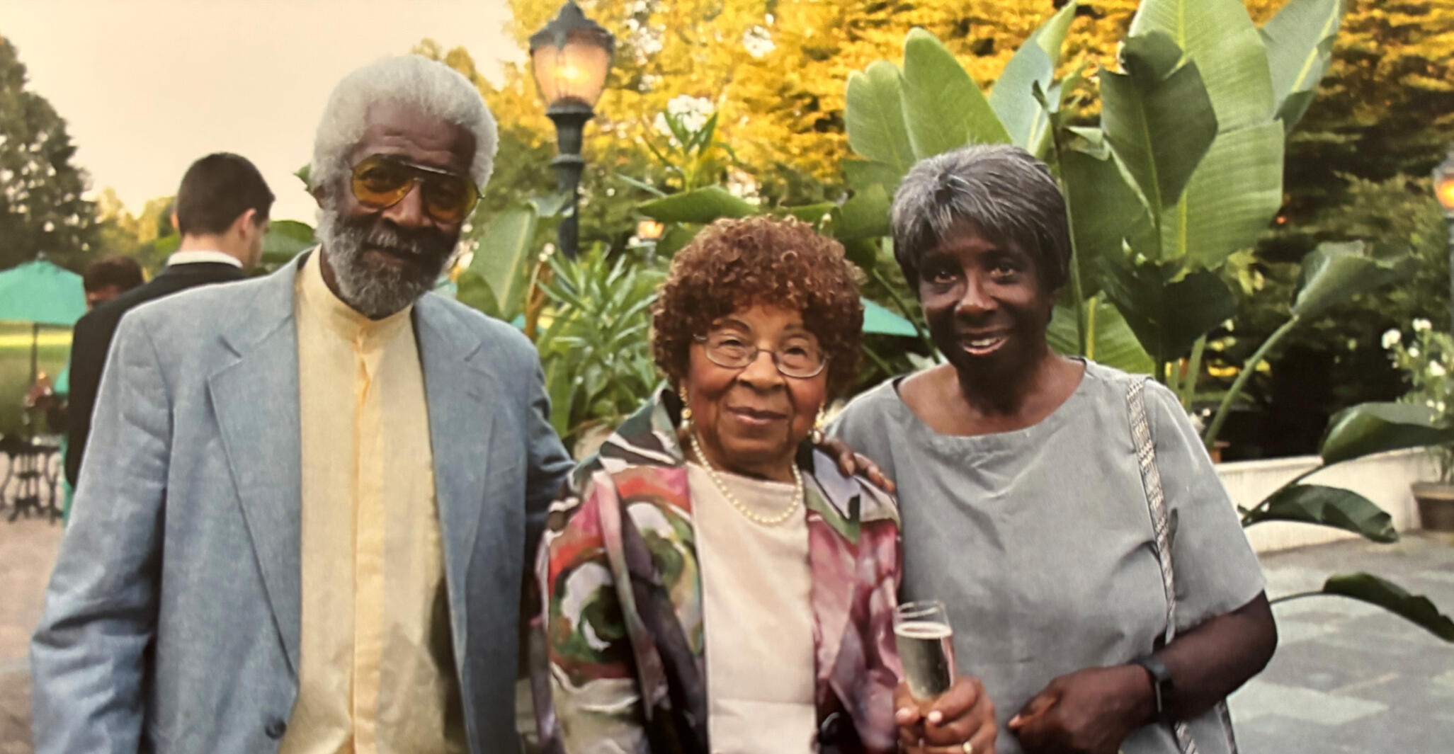 Leonard, Anne &amp; Sonia